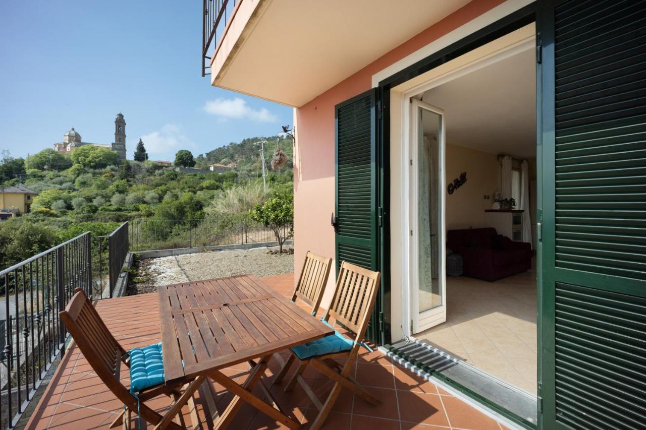 Maison Laura Diano Borello Buitenkant foto